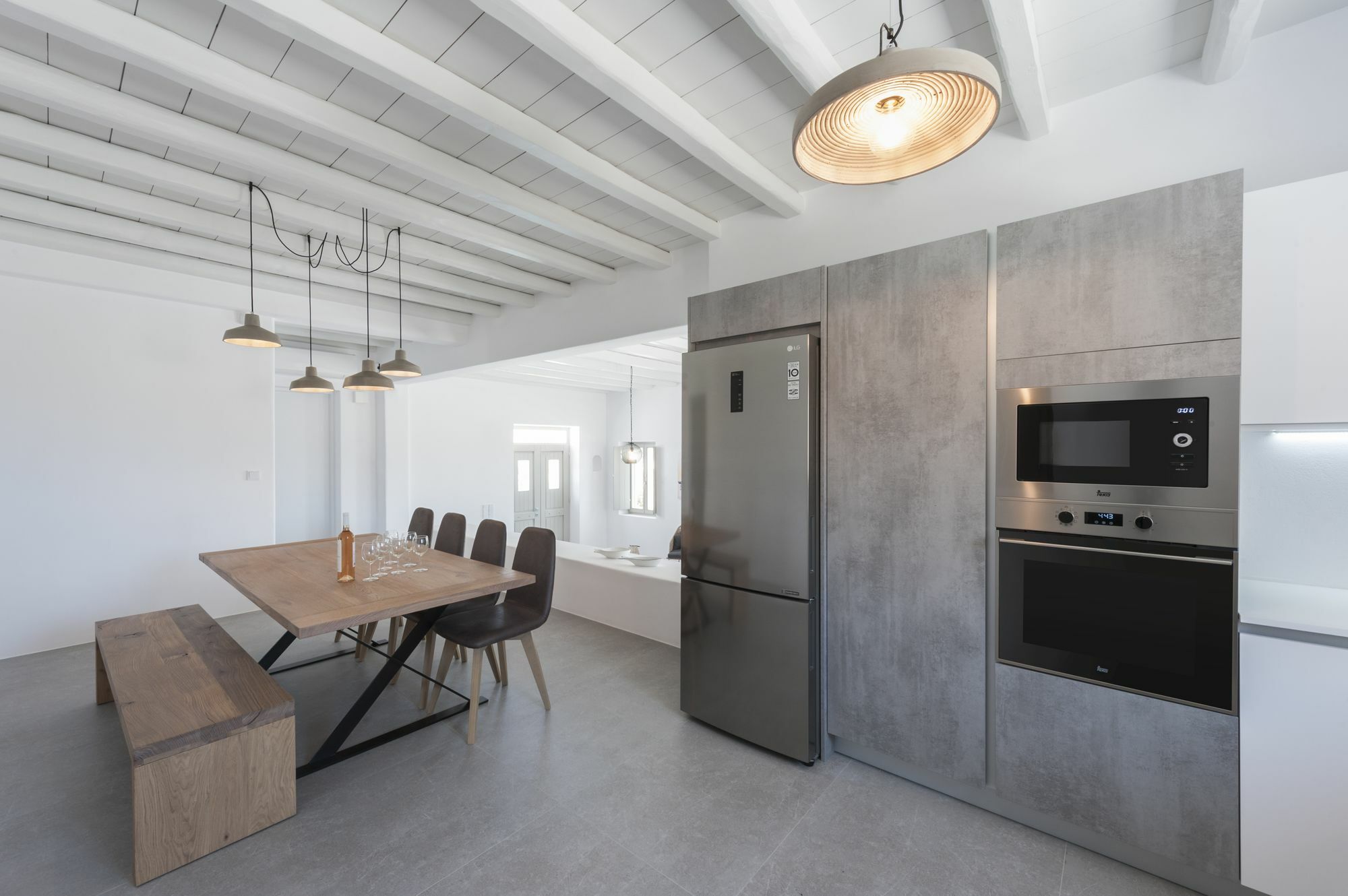 Niriides Luxury Villas อลิกิ ภายนอก รูปภาพ