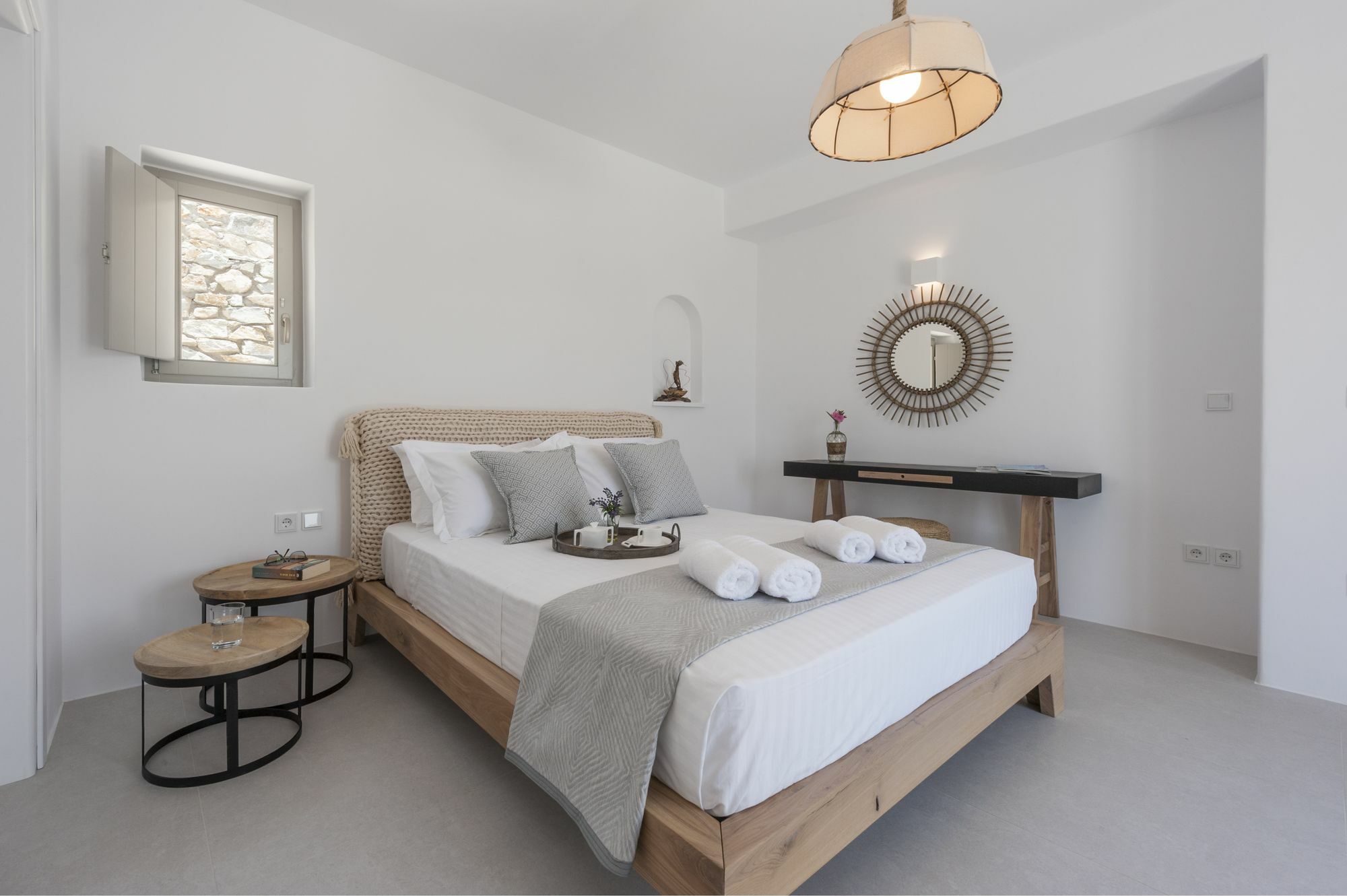 Niriides Luxury Villas อลิกิ ภายนอก รูปภาพ
