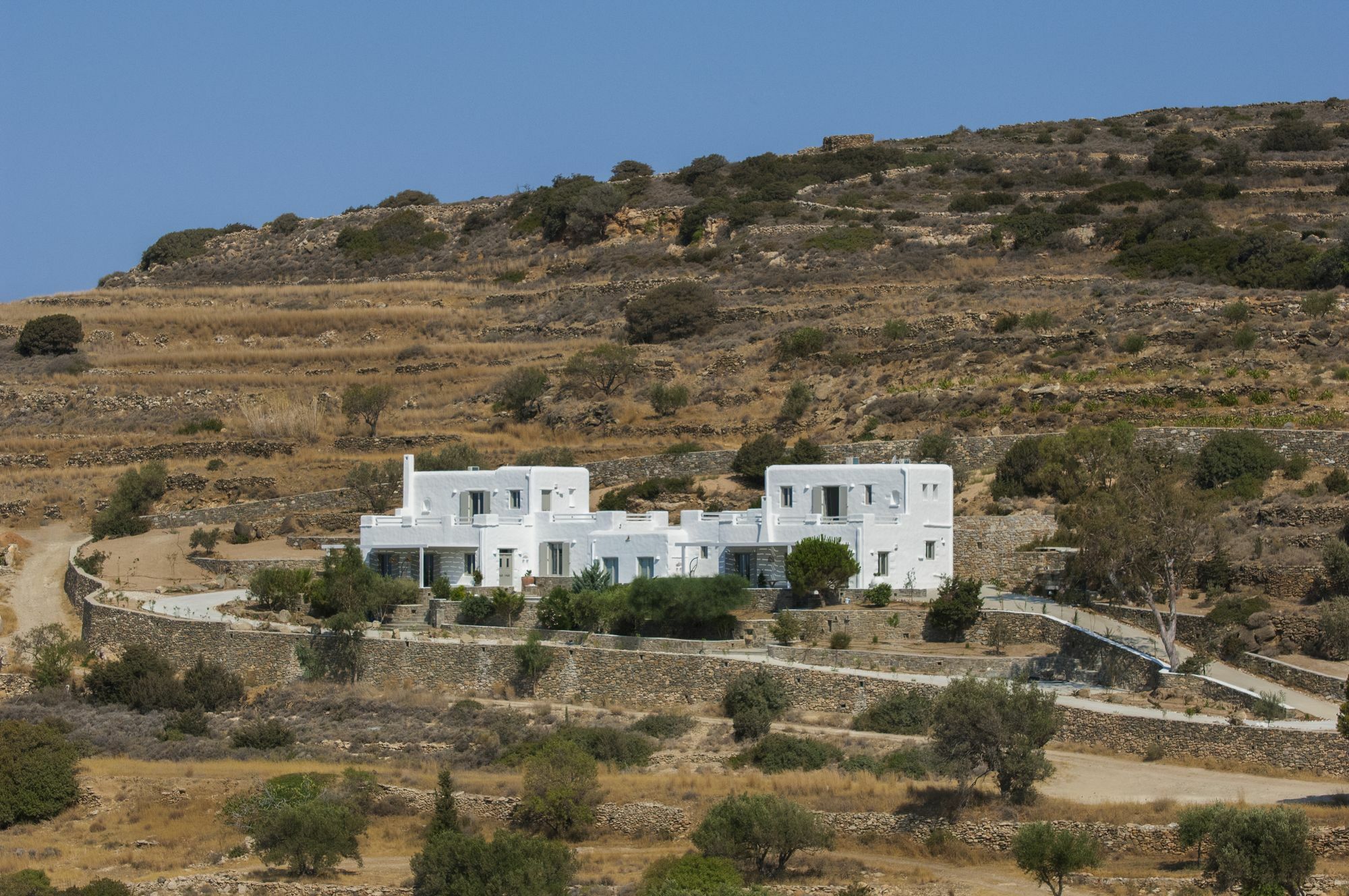 Niriides Luxury Villas อลิกิ ภายนอก รูปภาพ